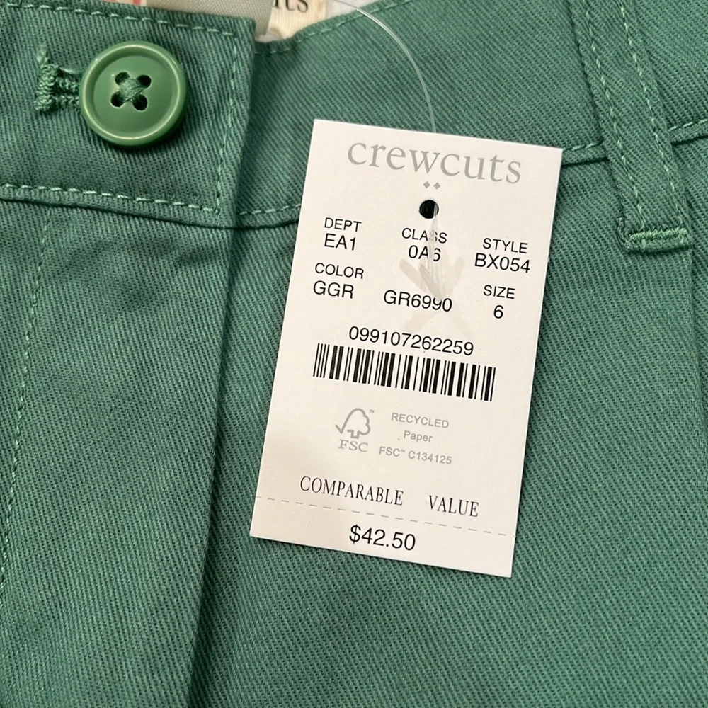 J. Crew Green Girls' pleated short/NWT/Size 6